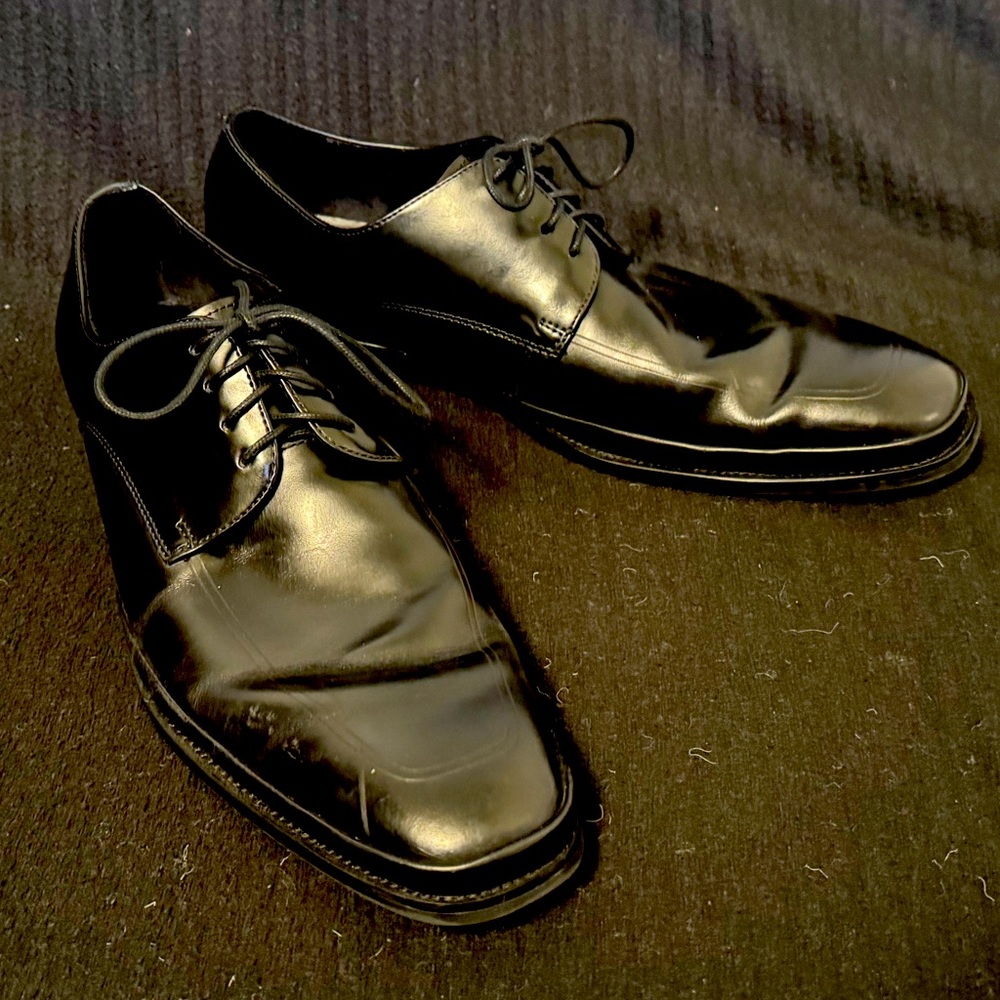 Kenneth Cole shoes, Black, size US 10.5.